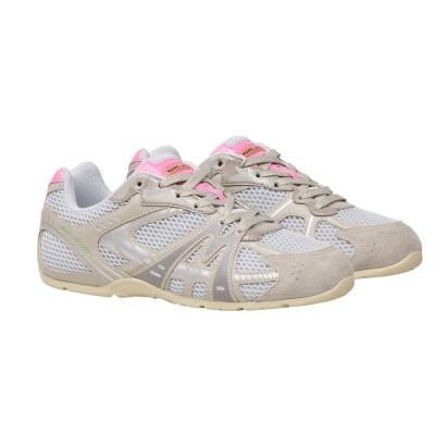 THE 72 SPRING SNEAKER